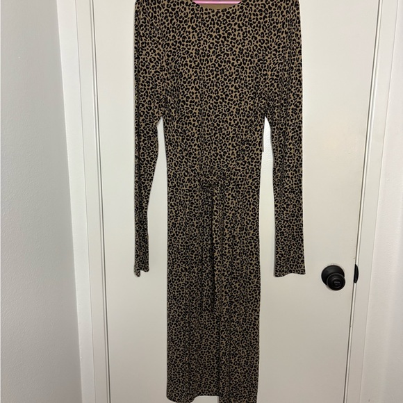 Old Navy Black and Gold Long Sleeve Bodycon Dress - Picture 1 of 2